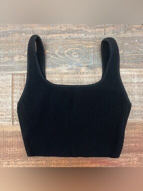 Babaton by Aritzia Sculpt Knit Squareneck Cropped Tank Black Size Small